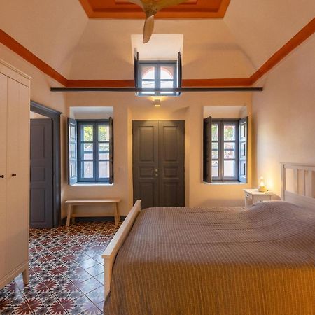 St.Mammas Traditional Apartment Messaria  Exterior photo