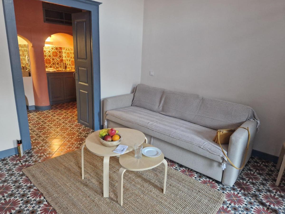 St.Mammas Traditional Apartment Messaria  Exterior photo